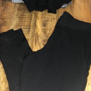 Vince Camuto leggings